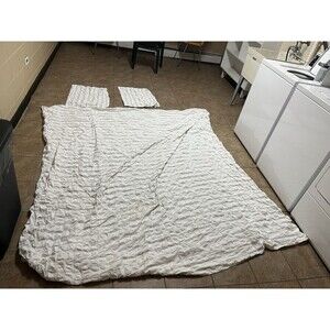Charter Club White Striped Queen Size Duvet Cover Set with Pillow Shams